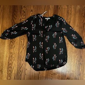 Daniel Rainn Size M Split Neck Blouse, Black with Floral Print